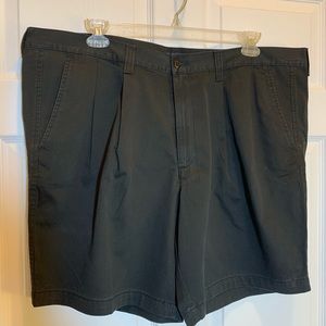 Dockers Pleated Shorts Standard Length Waist 44